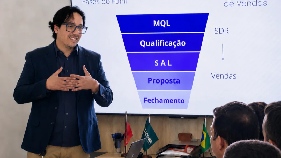 Vendas: o que dez anos no meio do caos comercial me ensinaram